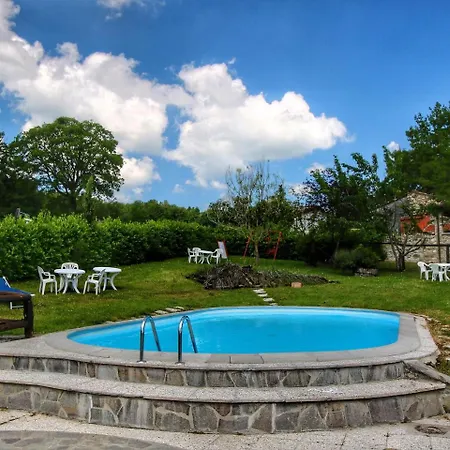 Modern In With Pool
